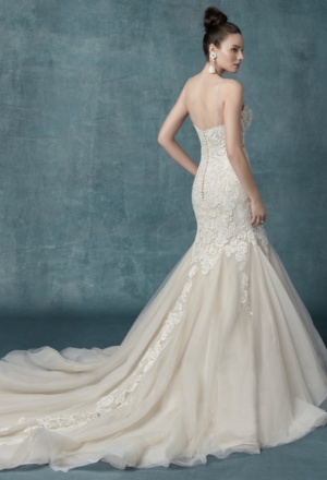 wedding-dresses-SR024
