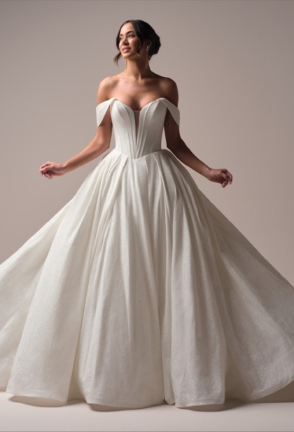 wedding-dresses-AT10