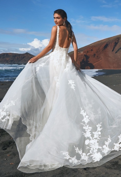 wedding-dresses-BL74