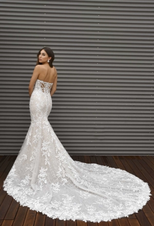 wedding-dresses-BC74