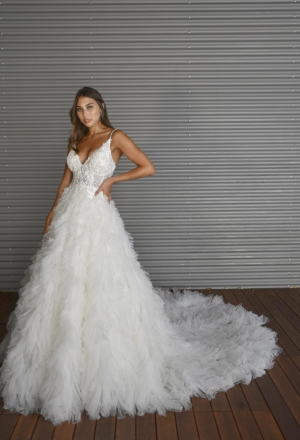 wedding-dresses-BC85