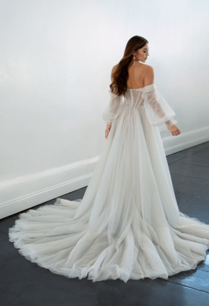 wedding-dresses-BC95