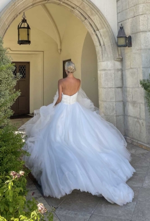 wedding-dresses-BB98