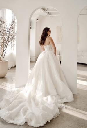 wedding-dresses-BA60