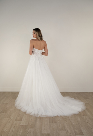 wedding-dresses-AX28
