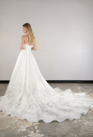 wedding-dresses-AX36