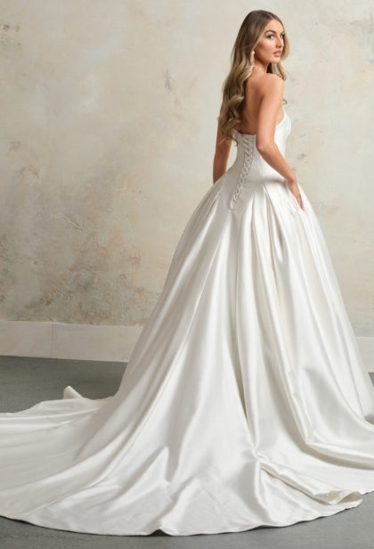 wedding-dresses-AX58
