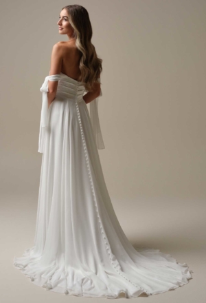 wedding-dresses-AW111