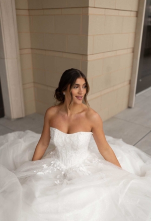 wedding-dresses-AW21