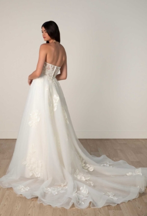 wedding-dresses-AW22
