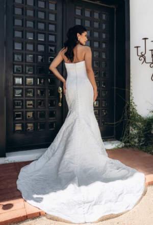 wedding-dresses-AW27