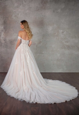 wedding-dresses-AW48