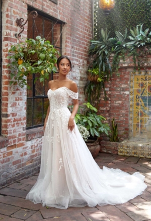 wedding-dresses-AW50