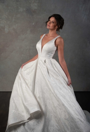 wedding-dresses-AW53