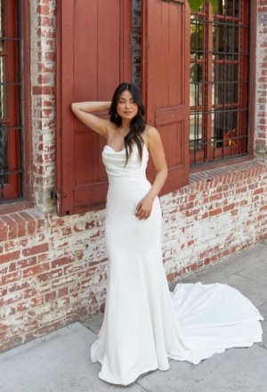 wedding-dresses-AW65