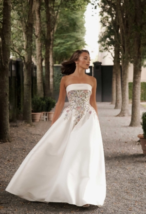 wedding-dresses-AW71