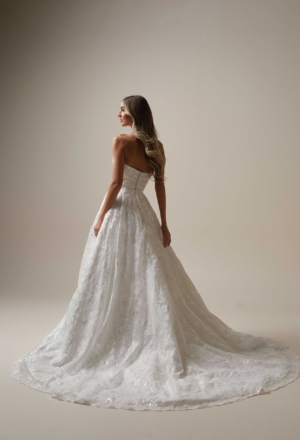 wedding-dresses-AW85