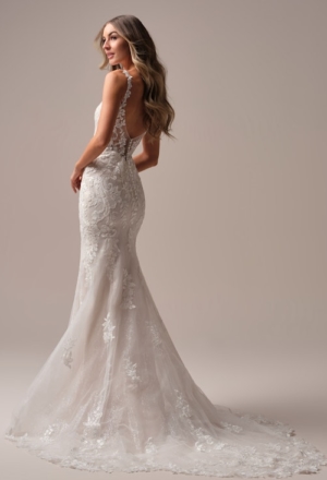 wedding-dresses-AT25