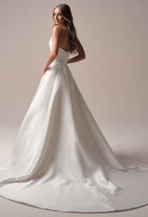 wedding-dresses-AT33