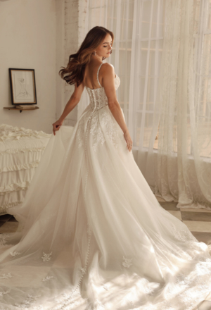 wedding-dresses-AU01