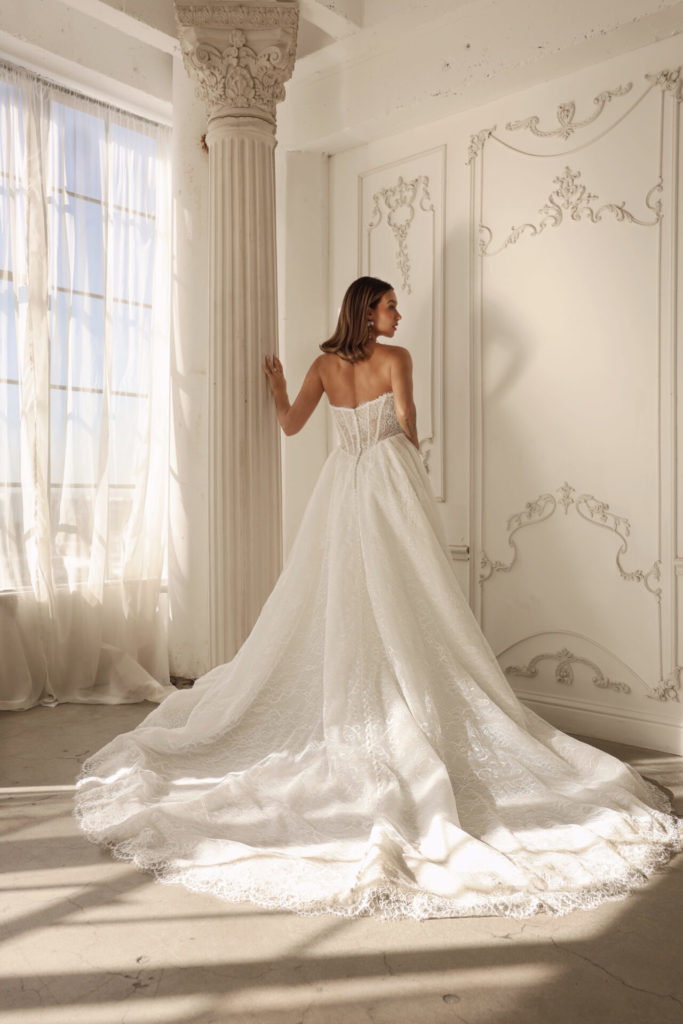 wedding-dresses-AU10