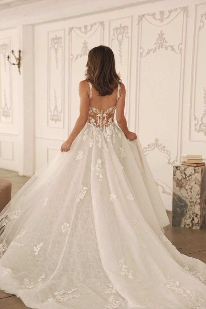 wedding-dresses-AU11