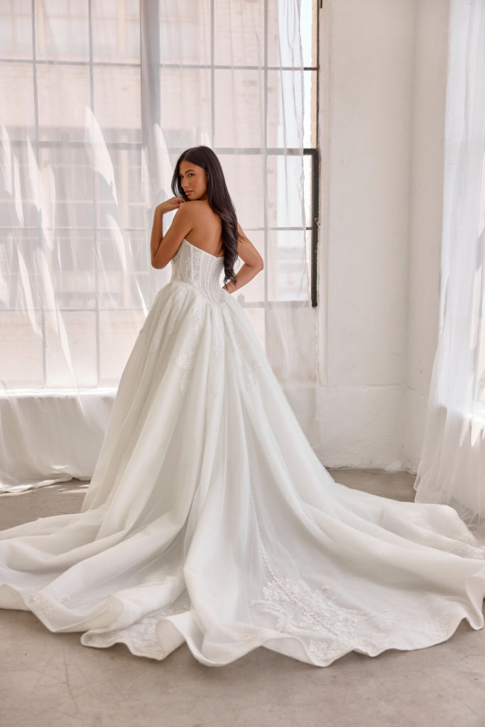 wedding-dresses-AU14