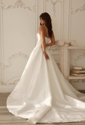 wedding-dresses-AU15