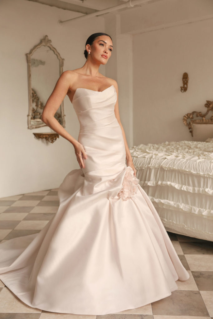 wedding-dresses-AU17
