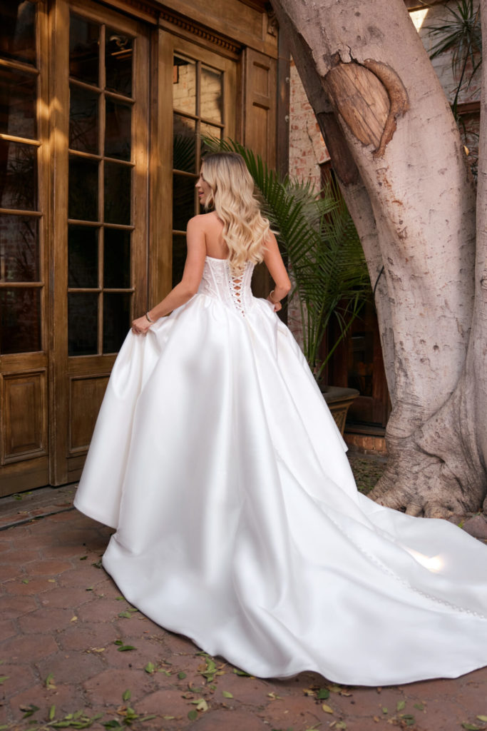 wedding-dresses-AU45