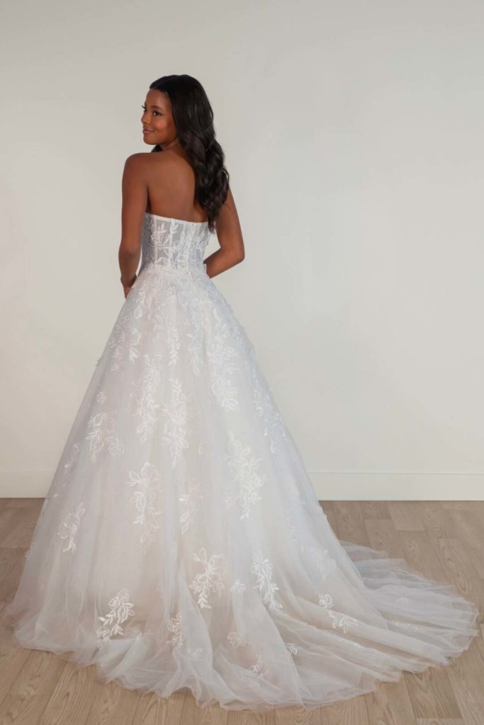 wedding-dresses-AU48