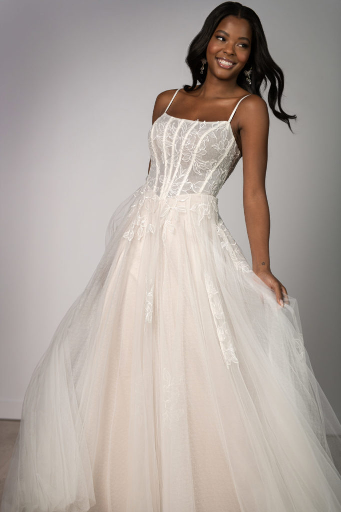 wedding-dresses-AU58