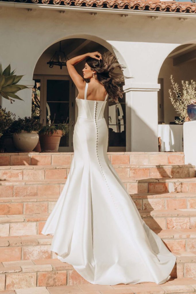 wedding-dresses-AU63