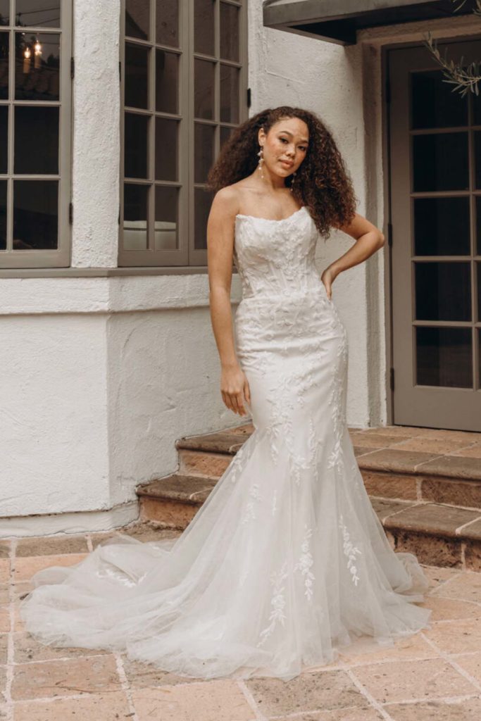 wedding-dresses-AU68